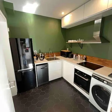 Appartement Moderne Place Saint Marc *