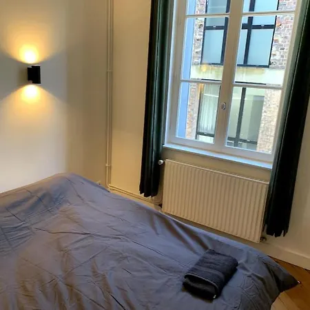 Moderne Place Saint Marc *